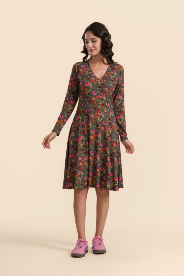 DAISY DRESS WILD WINTER FIELD